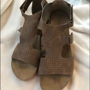 Women’s size 10 camel colored wedge sandal